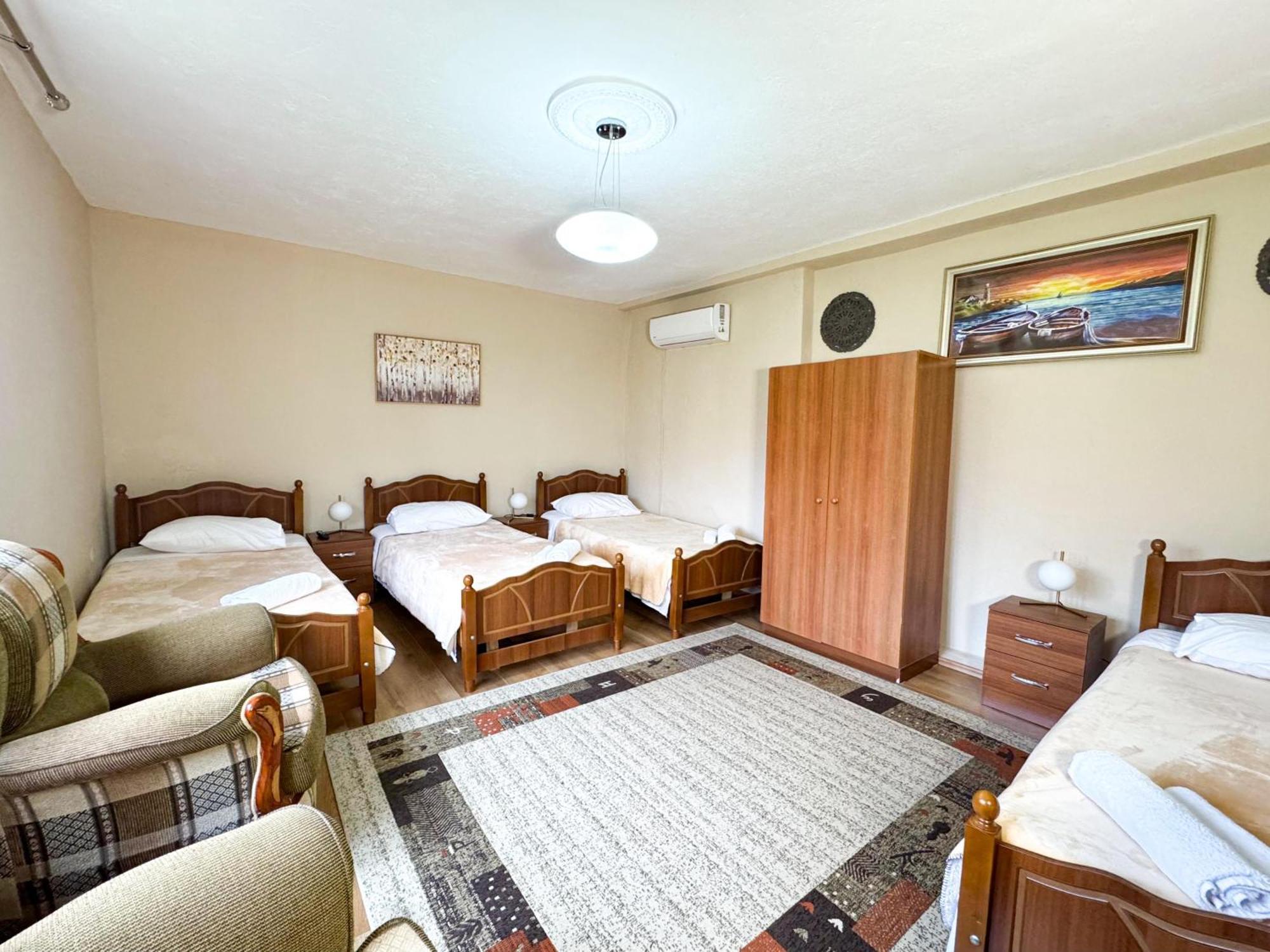 Shkodra Guest House & Trips المظهر الخارجي الصورة